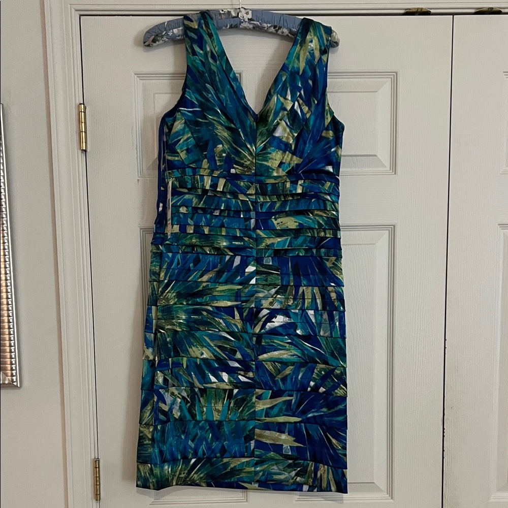Jones New York Blue and Green Patterned Midi Dress